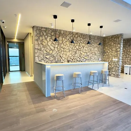 Apartamento Studio-piscina Academia No Meireles-predio Novo Perto Rooftop